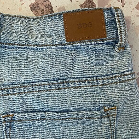 BDG High Rise Dree Cheeky Jean Shorts - Picture 13 of 15